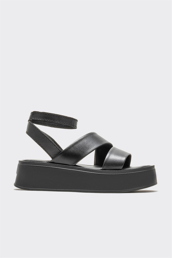 Siyah deri dolgu topuklu kadın sandalet - Elle Shoes