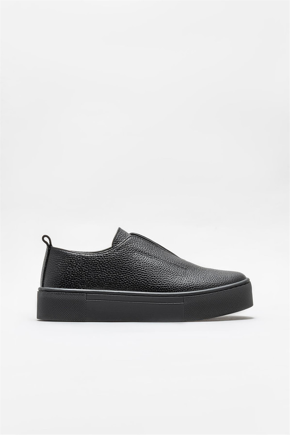 Siyah deri kadın düz ayakkabı, günlük kullanım için - Elle Shoes