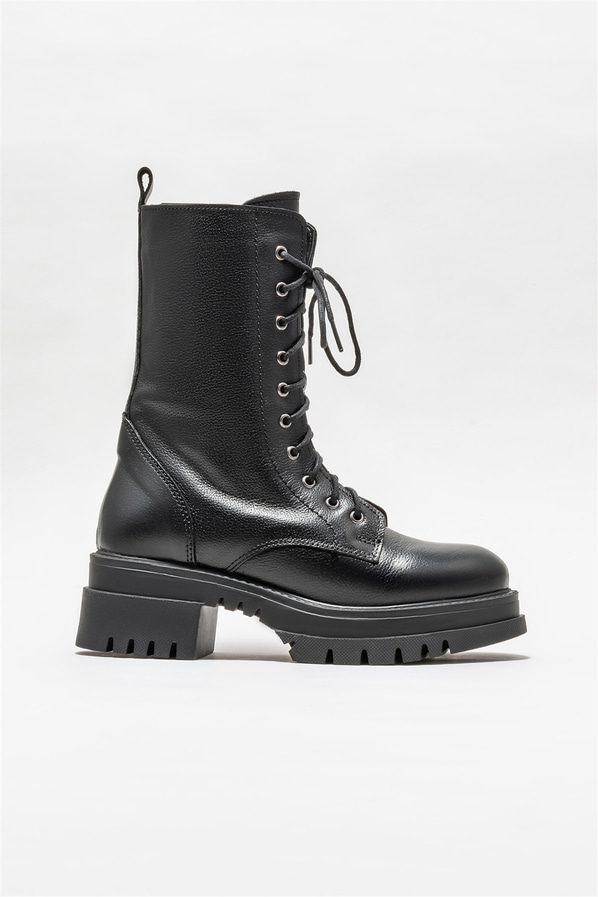 Siyah deri kadın bot, günlük kullanım için - Elle Shoes