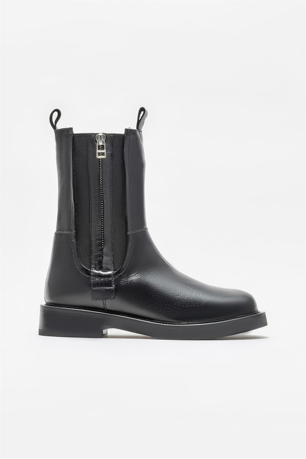 Siyah deri kadın bot, günlük kullanım için - Elle Shoes
