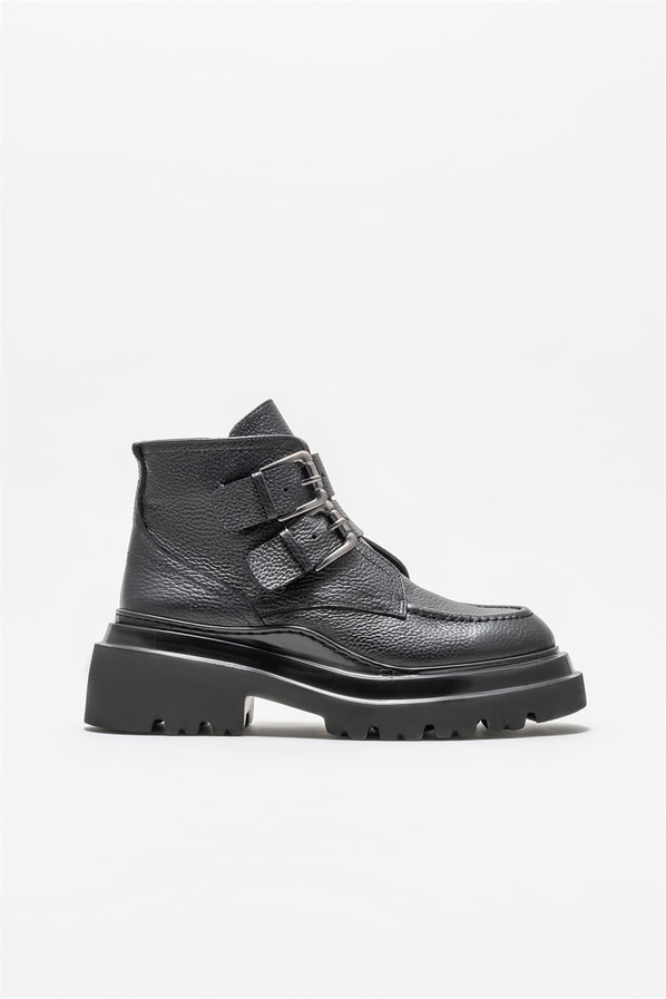 Siyah deri kadın bot, günlük kullanım için - Elle Shoes