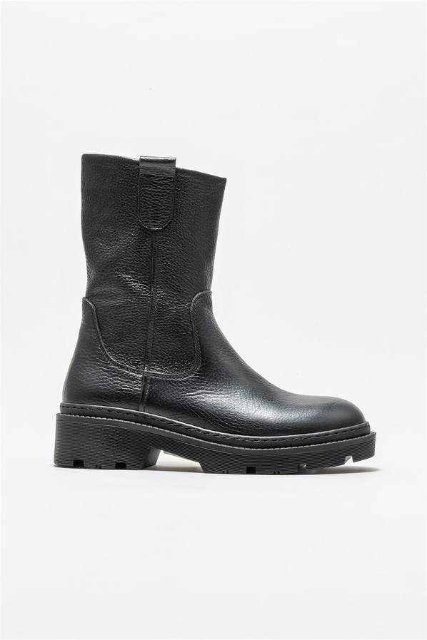 Siyah deri kadın bot, günlük kullanım için - Elle Shoes