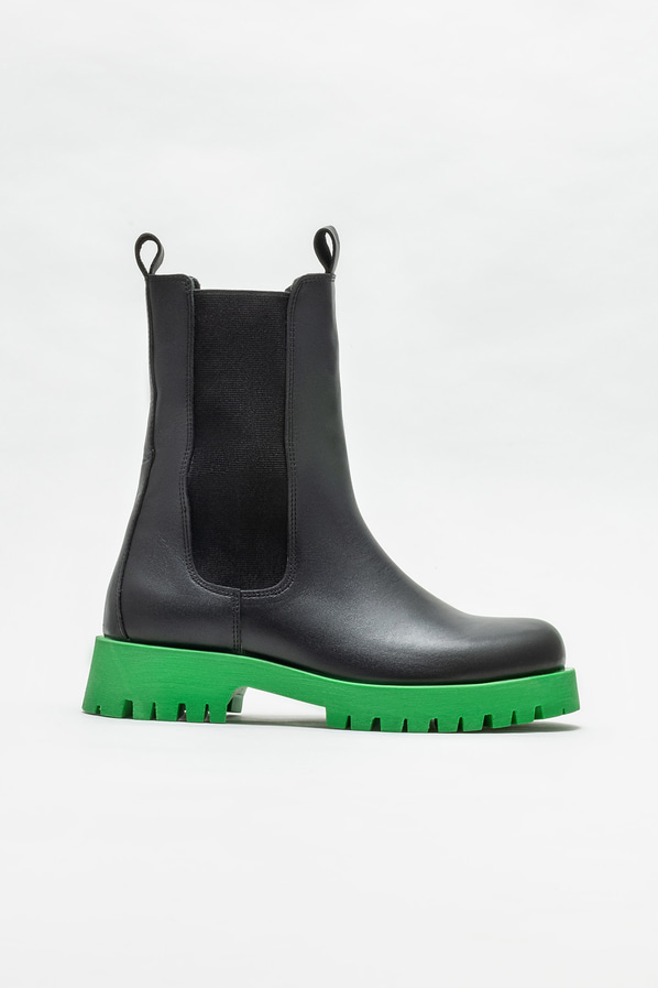 Siyah deri düz kadın bot, günlük kullanım için - Elle Shoes