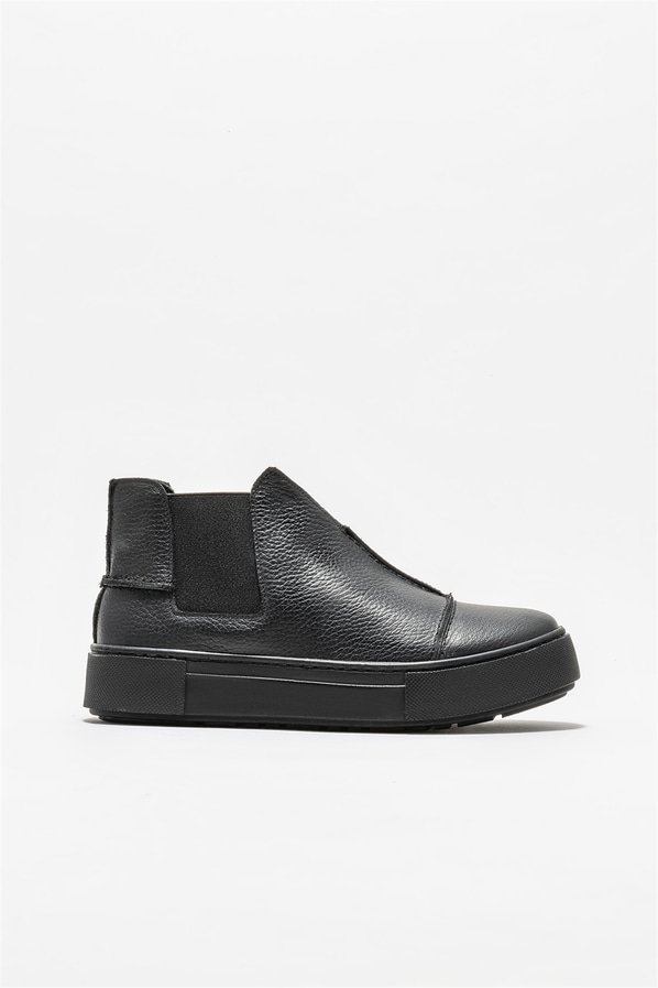 Siyah deri kadın bot, günlük kullanım için - Elle Shoes