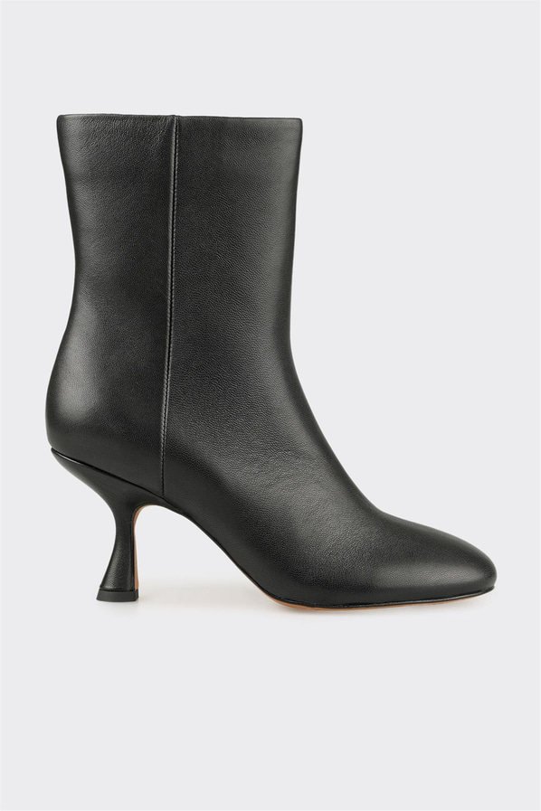 Siyah Deri Kadın Klasik Bot
