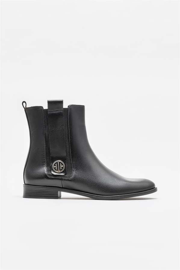 Siyah deri düz kadın bot, klasik stil için - Elle Shoes