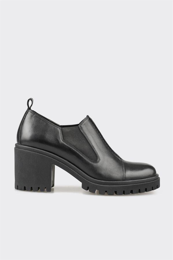Siyah deri kadın topuklu ayakkabı - Elle Shoes