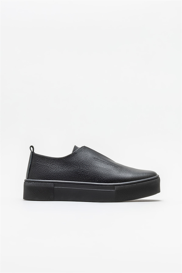 Siyah deri kadın düz ayakkabı - Elle Shoes