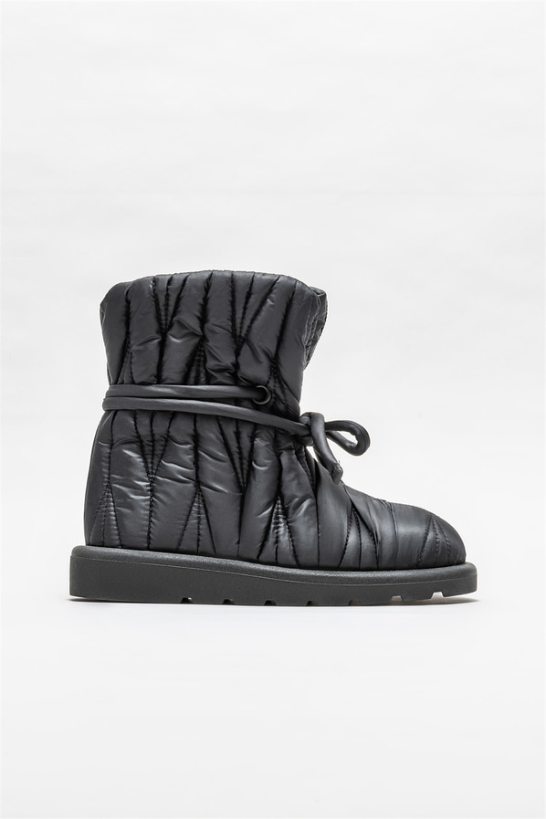 Siyah düz kadın bot - Elle Shoes