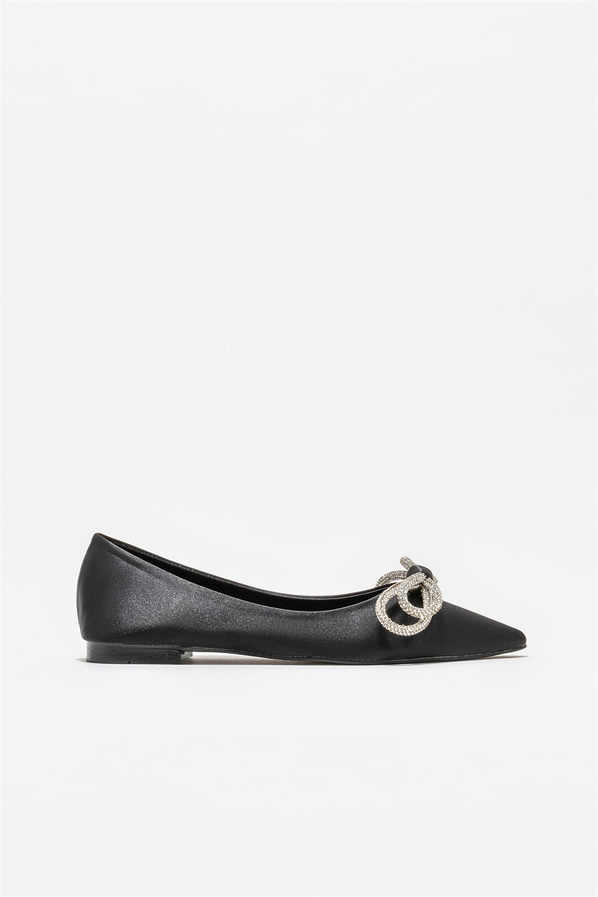Siyah kadın günlük ayakkabı, günlük kullanım için - Elle Shoes