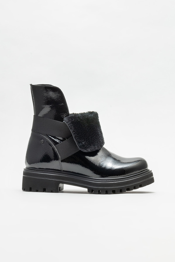 Siyah düz kadın bot, günlük kullanım için - Elle Shoes
