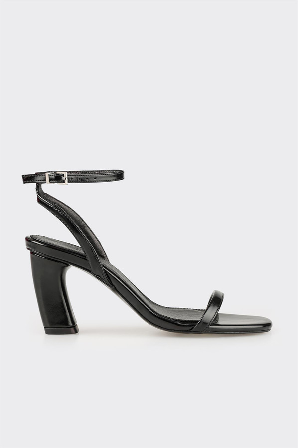 Siyah Kadın Günlük Sandalet