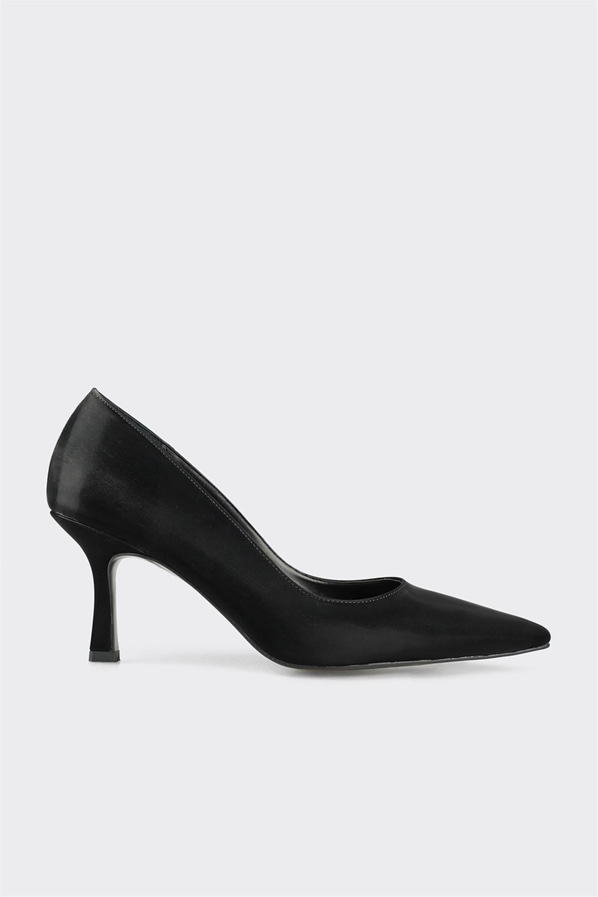 Siyah kadın stiletto, rahat kullanım için - Elle Shoes