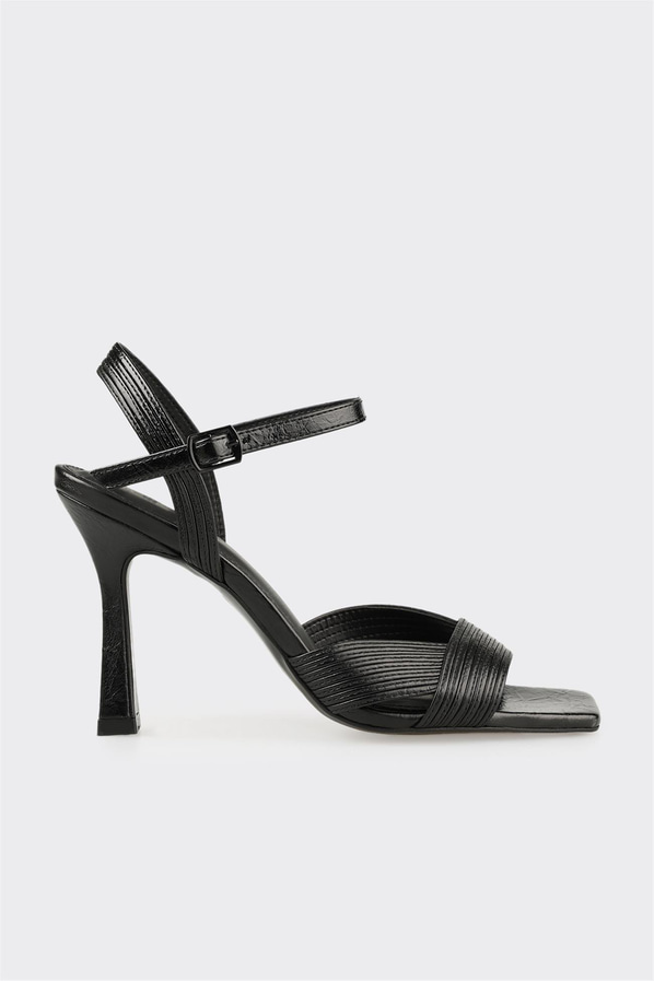 Siyah Kadın Topuklu Sandalet