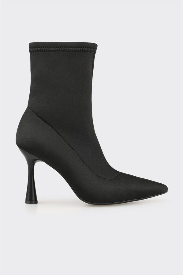 Siyah Kadın Yüksek Topuk Bot