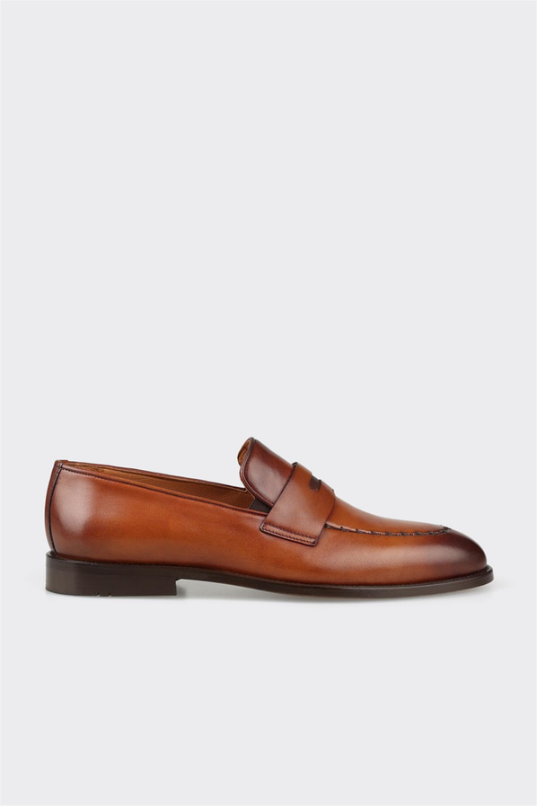 Taba deri erkek loafer, klasik stil için - Elle Shoes