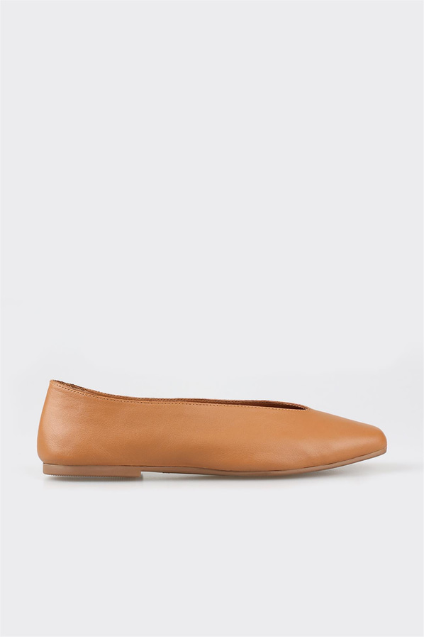Taba deri simli kadın babet, rahat kullanım için - Elle Shoes