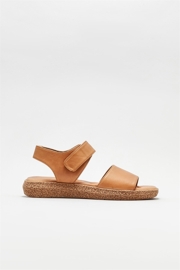 Taba deri düz kadın sandalet - Elle Shoes
