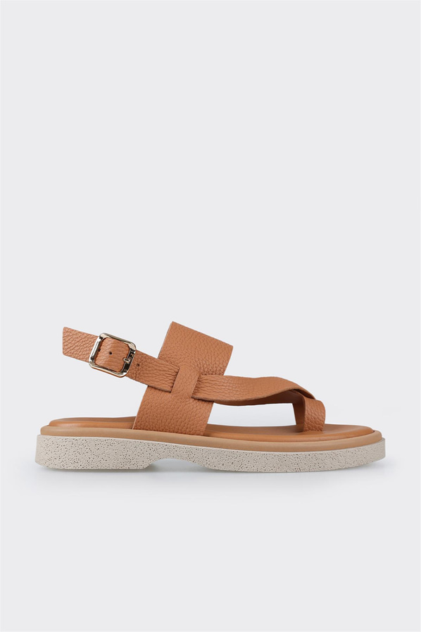 Taba deri kadın sandalet, rahat kullanım için - Elle Shoes