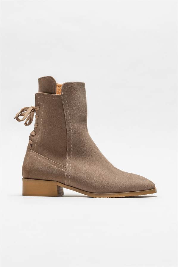 Vizon deri düz kadın bot - Elle Shoes