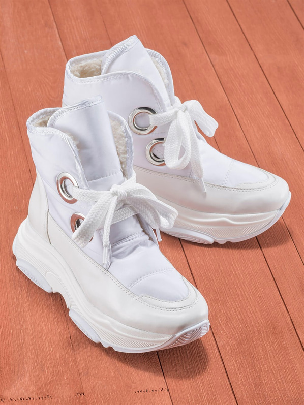 Beyaz kadın bot - Elle Shoes