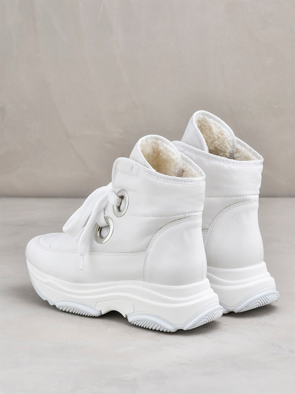 Beyaz kadın bot - Elle Shoes