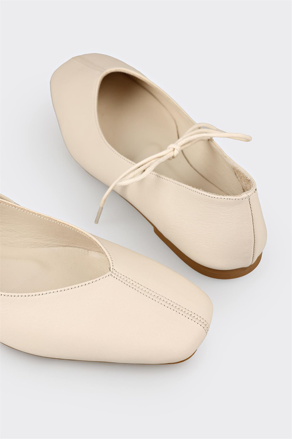 Bej deri kadın babet - Elle Shoes