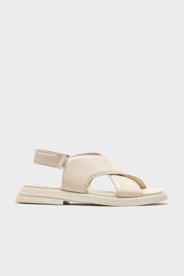 Bej deri simli düz kadın sandalet, rahat kullanım için - Elle Shoes