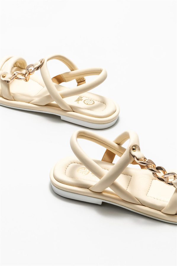 Bej deri düz zincir detaylı kadın sandalet, rahat kullanım için - Elle Shoes