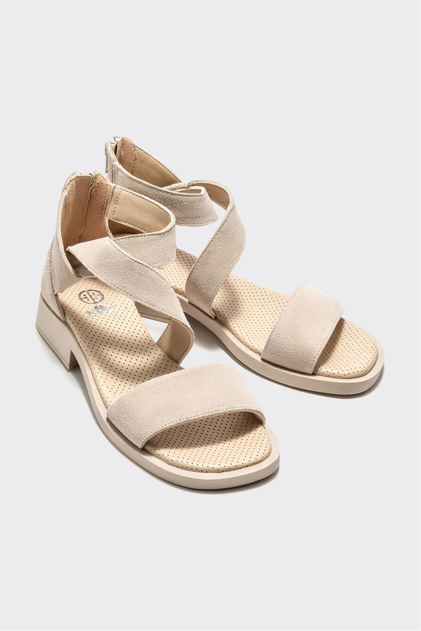 Bej deri ve süet fermuarlı düz kadın sandalet, ofis stili için - Elle Shoes