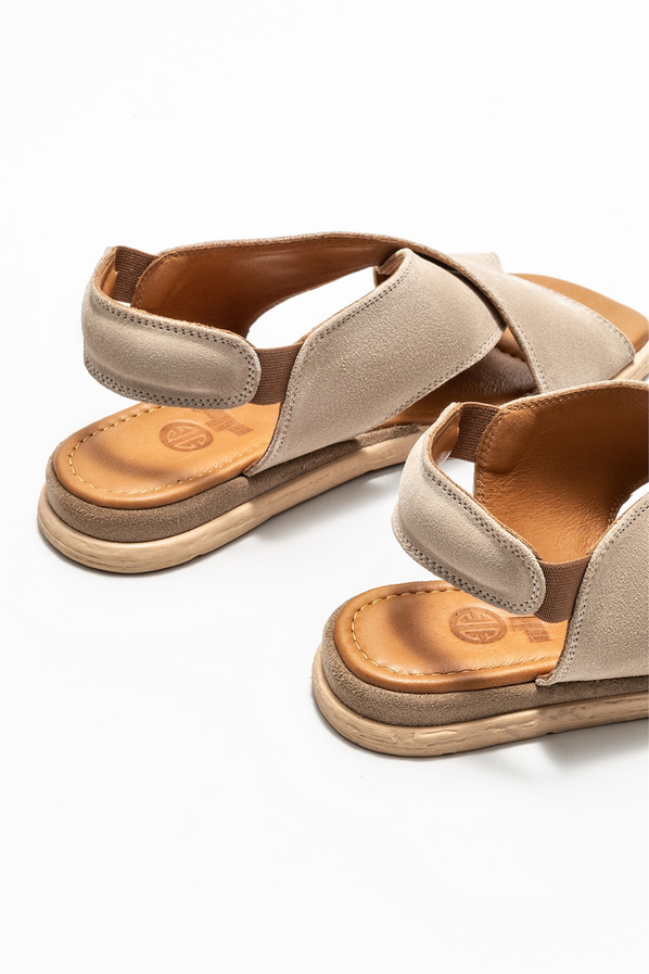 Bej deri düz kadın sandalet - Elle Shoes