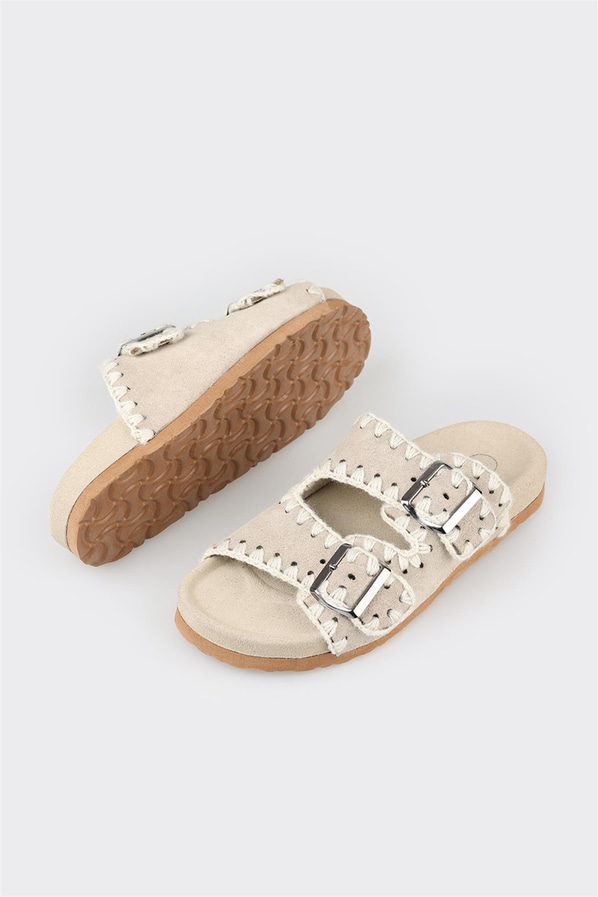 Bej deri düz bantlı kadın terlik - Elle Shoes