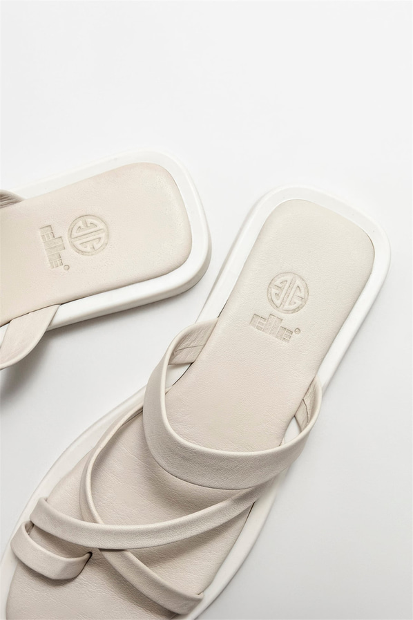 Bej deri düz kadın terlik - Elle Shoes