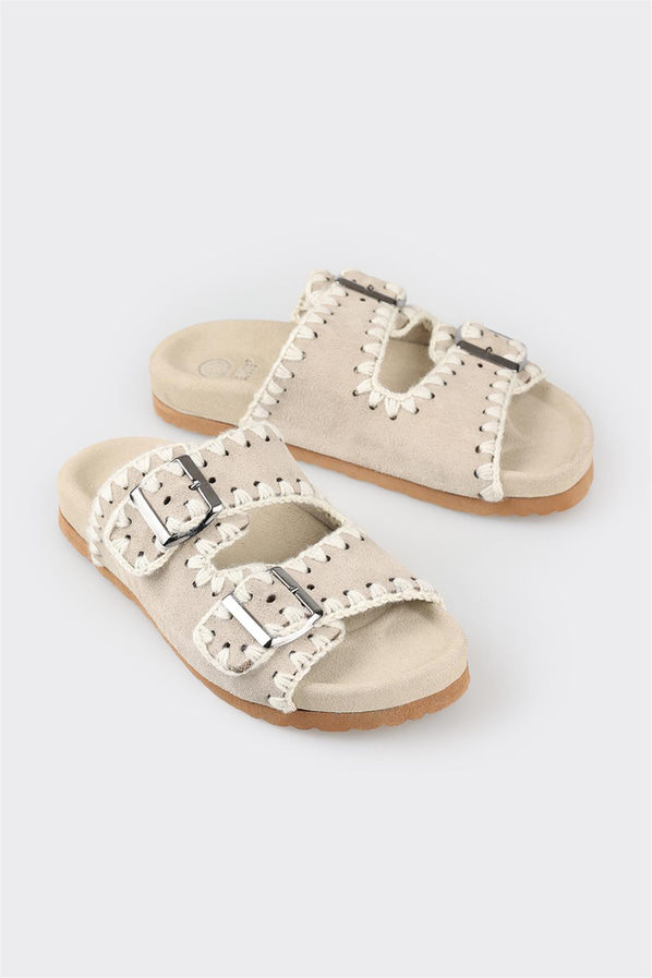 Bej deri düz bantlı kadın terlik - Elle Shoes
