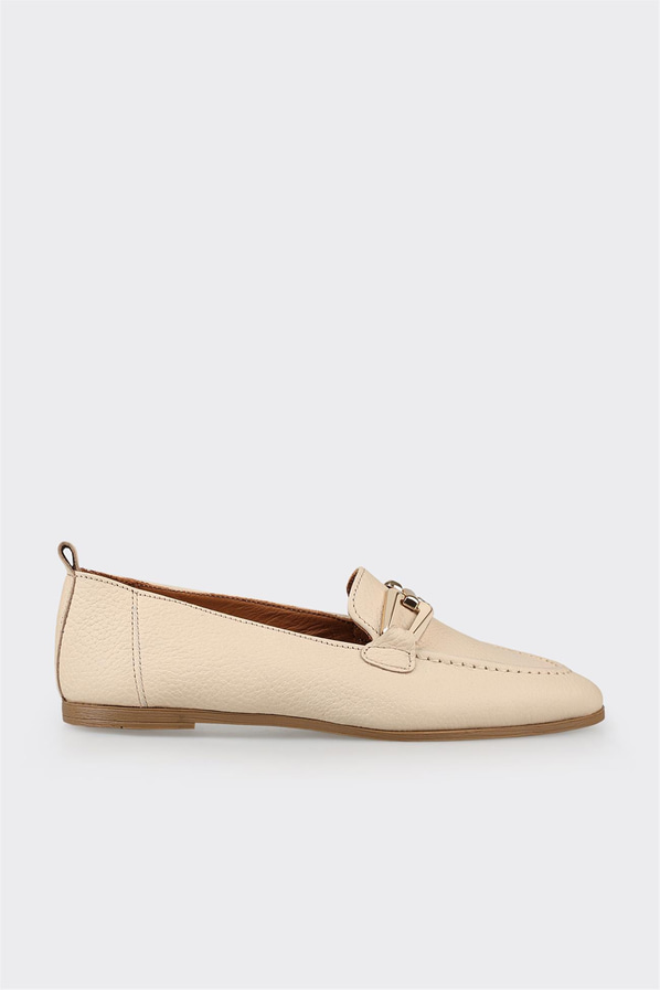 Bej deri kadın loafer, rahat kullanım için - Elle Shoes