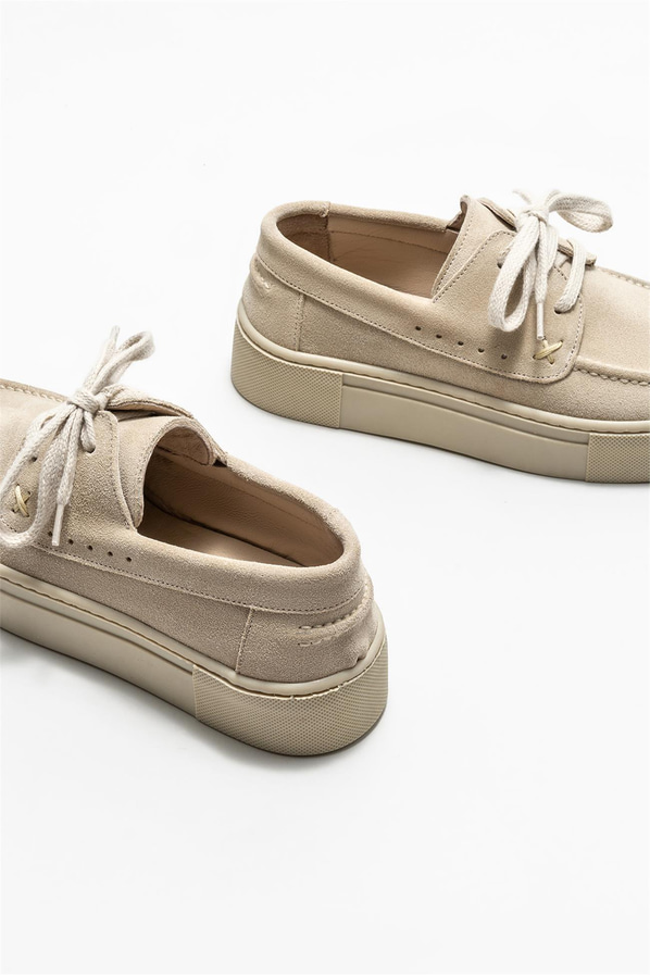 Bej deri kadın düz ayakkabı, günlük kullanım için - Elle Shoes