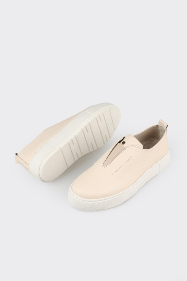 Bej deri kadın düz ayakkabı, ofis stili için - Elle Shoes