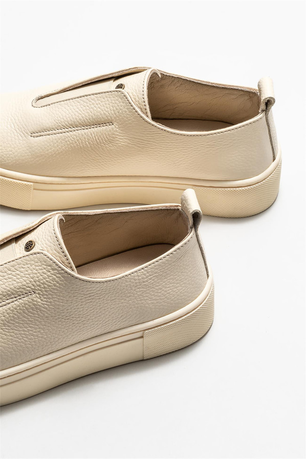 Bej deri kadın düz ayakkabı, ofis stili için - Elle Shoes