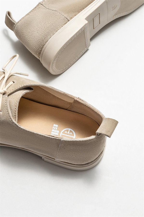 Bej deri kadın ayakkabı, günlük kullanım için - Elle Shoes