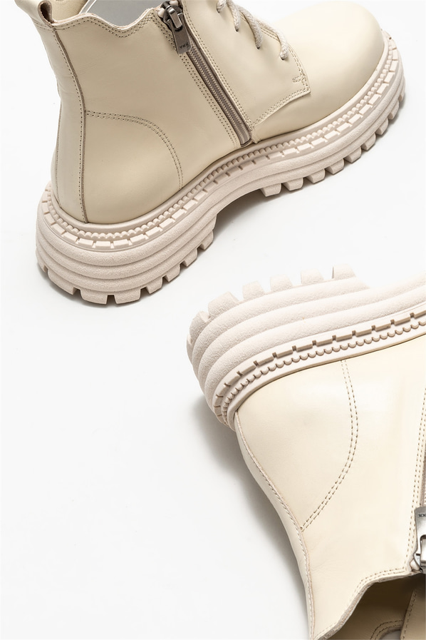 Bej deri kadın bot, günlük kullanım için - Elle Shoes