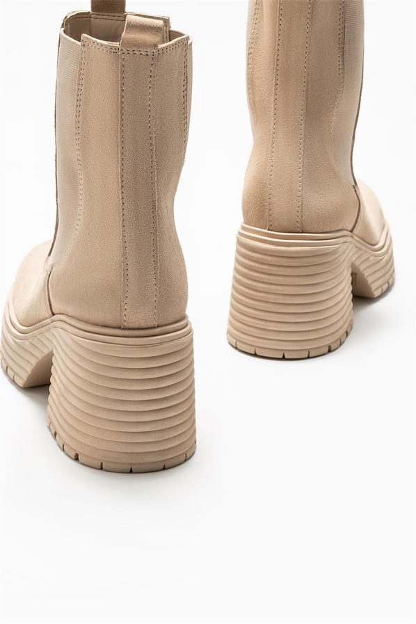 Bej deri kadın bot, günlük kullanım için - Elle Shoes