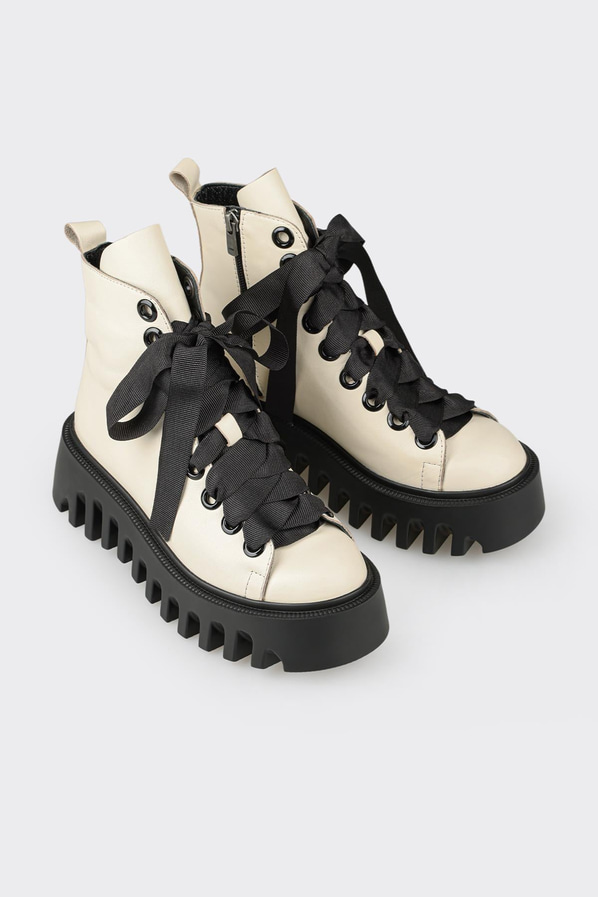 Bej deri kadın bot, günlük kullanım için - Elle Shoes