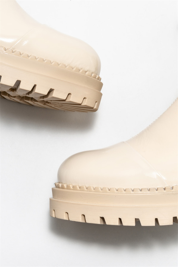 Bej deri kadın bot, günlük kullanım için - Elle Shoes