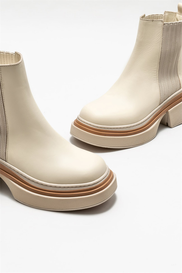 Bej deri kadın bot, günlük kullanım için - Elle Shoes