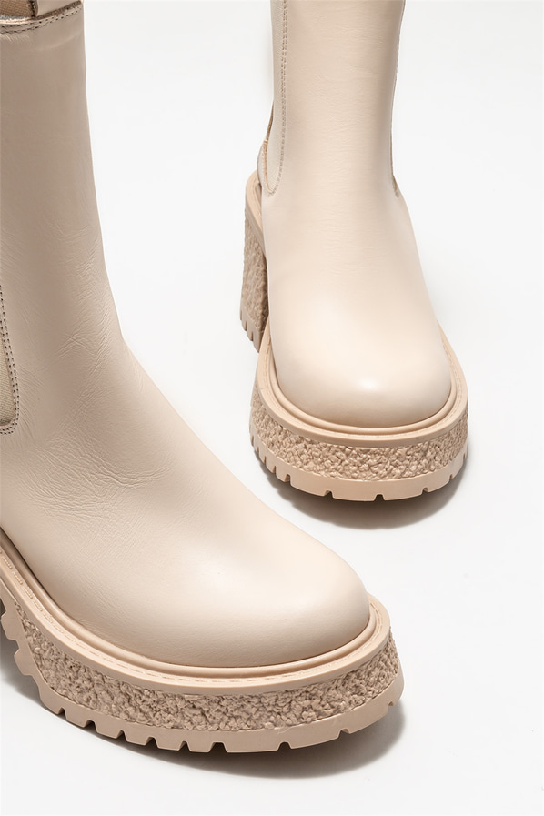 Bej deri kadın bot, günlük kullanım için - Elle Shoes