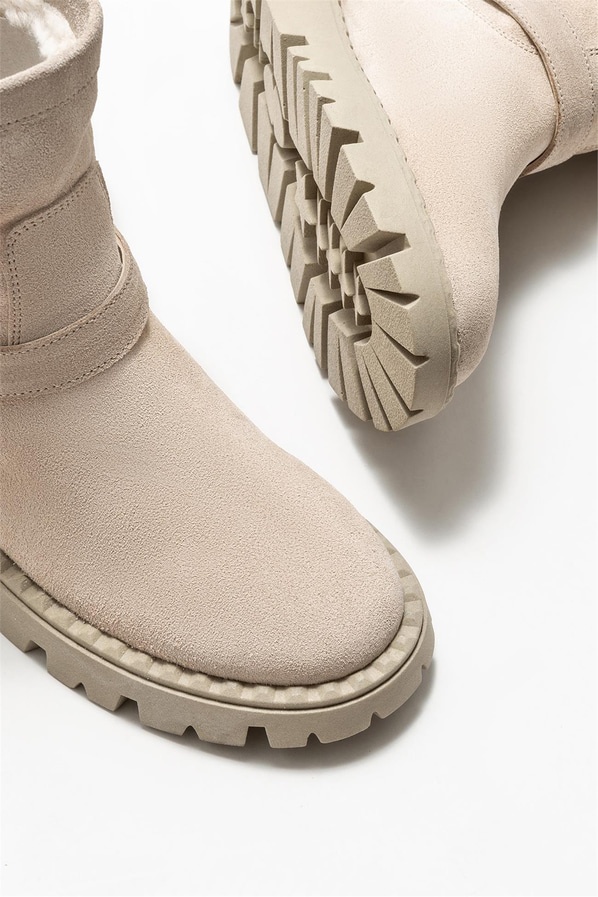 Bej deri kadın bot, günlük kullanım için - Elle Shoes