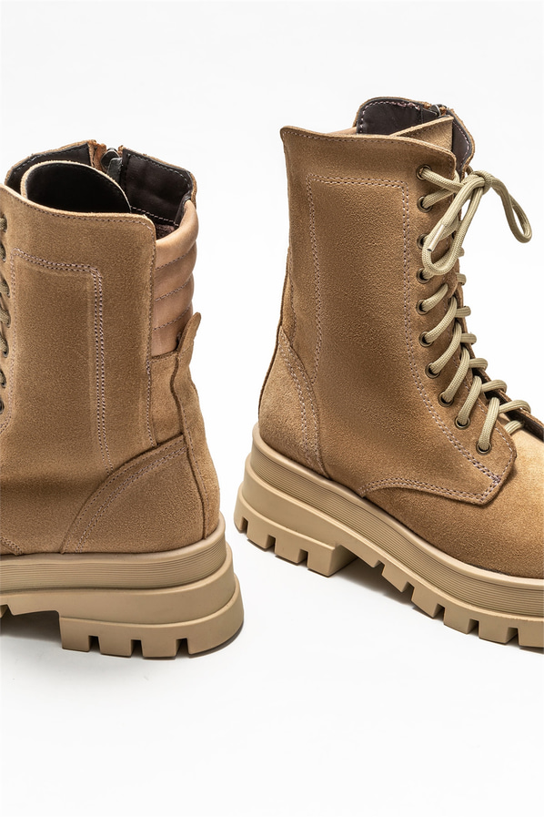 Bej deri kadın bot, günlük kullanım için - Elle Shoes