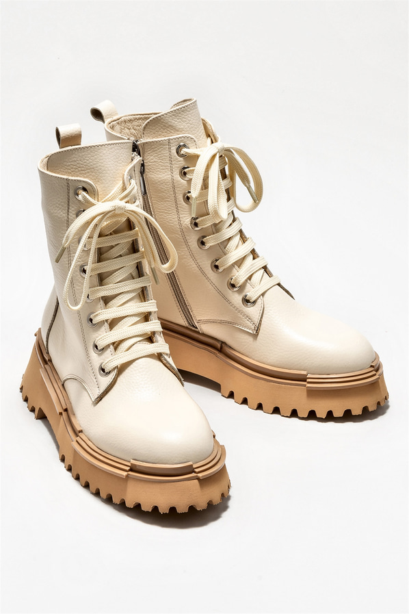 Bej deri kadın bot, günlük kullanım için - Elle Shoes