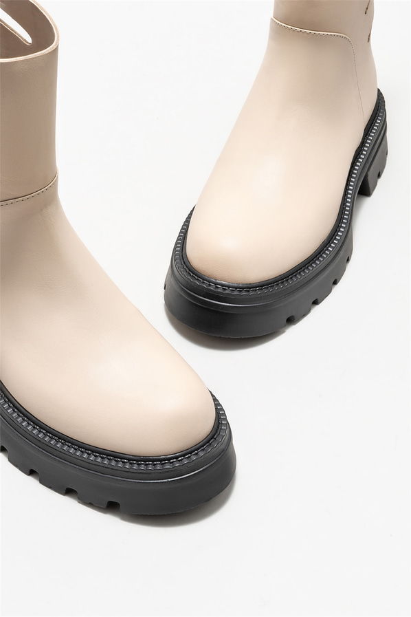 Bej deri kadın bot, günlük kullanım için - Elle Shoes