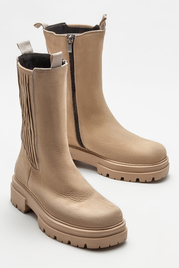 Bej deri düz kadın bot, günlük kullanım için - Elle Shoes